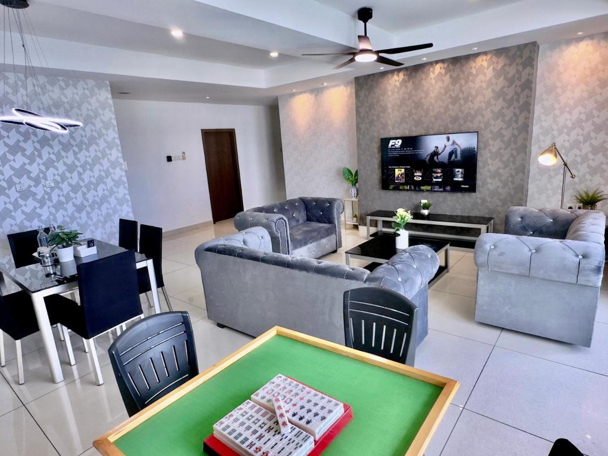 Ksl Citymall 15-20Pax 4B4B Privatelift-Smarttv70Inch-Netflix Τζόχορ Μπάχρου Εξωτερικό φωτογραφία